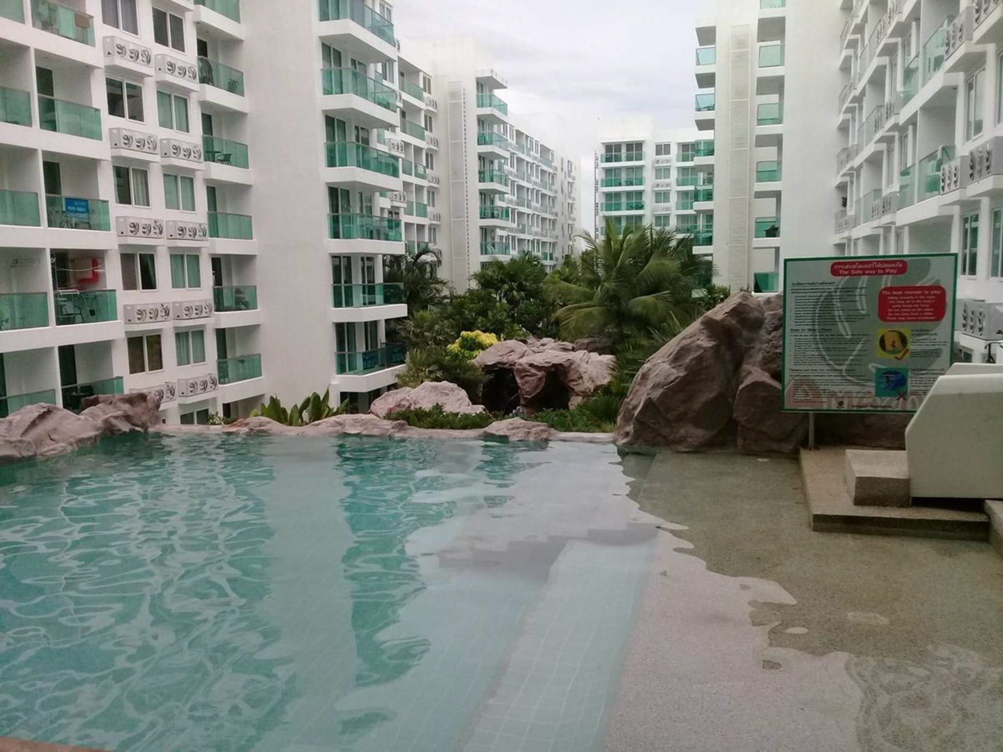 Amazon Residence Condo By Wannapa Ban Nong Tabaek Exterior photo